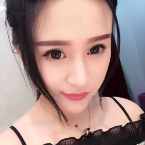斑斓哒秦绣缘