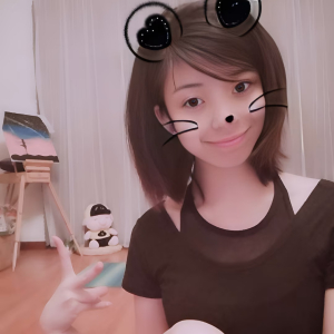 瑜伽小姐姐洛溪