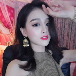 素颜小可爱