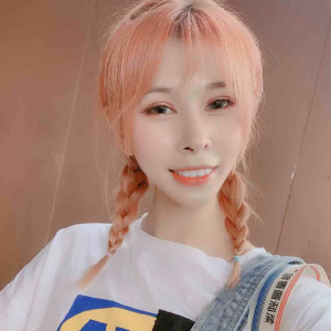 小Y(潘璐)