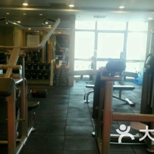 跃龙健身游泳工作室