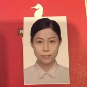 周雯