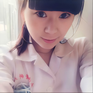 戴黛。