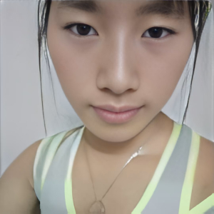 张燕妮