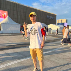 严烛烛