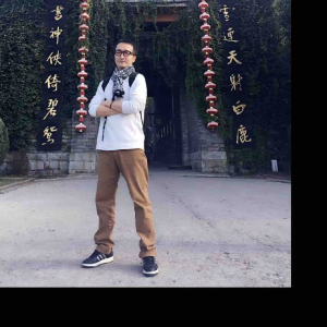 李仕强