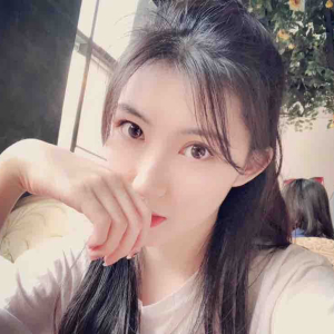 爱做梦的小霓儿