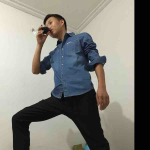 枫逸浮云